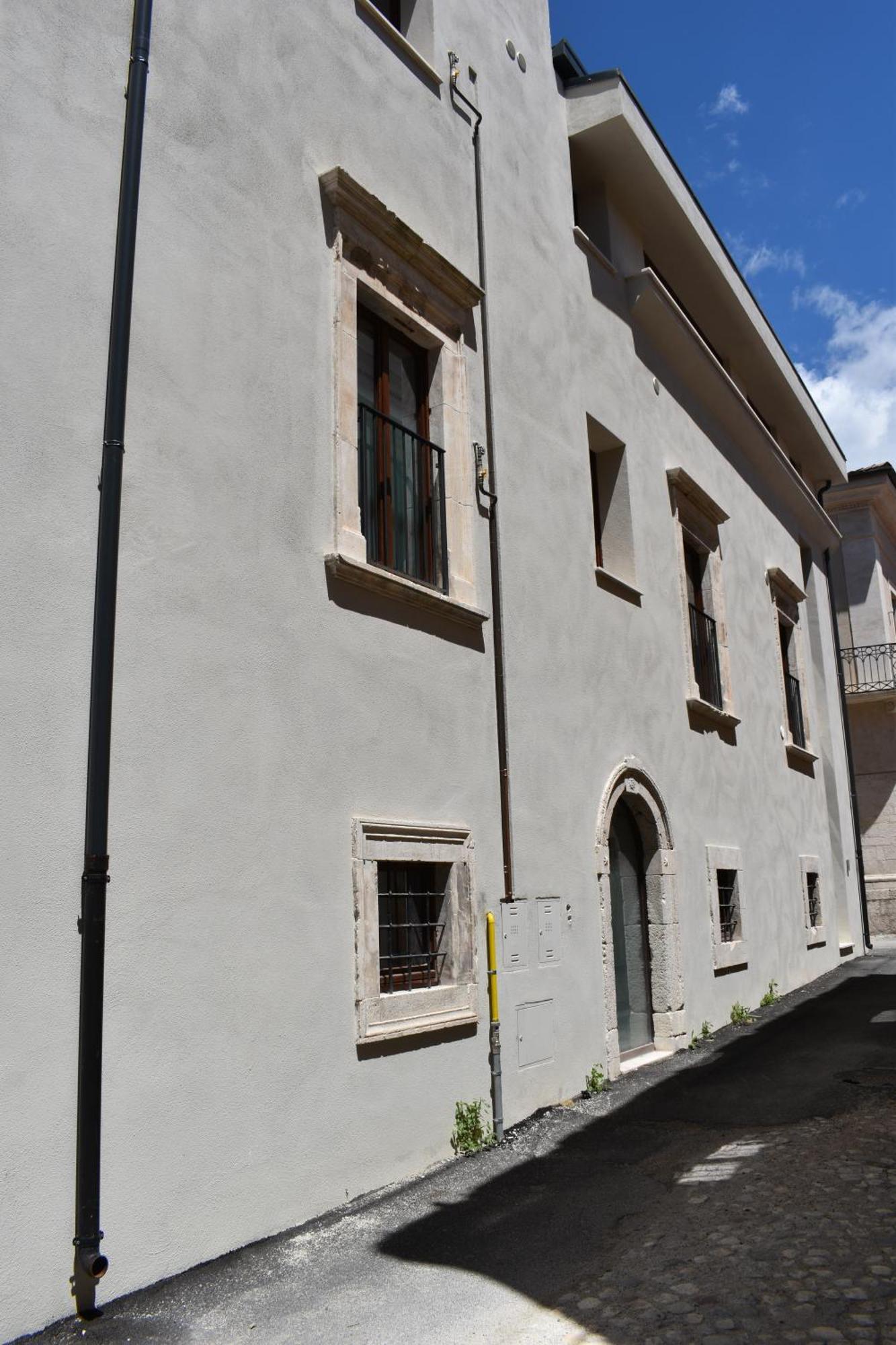 Habita Appartamenti LʼAquila Esterno foto